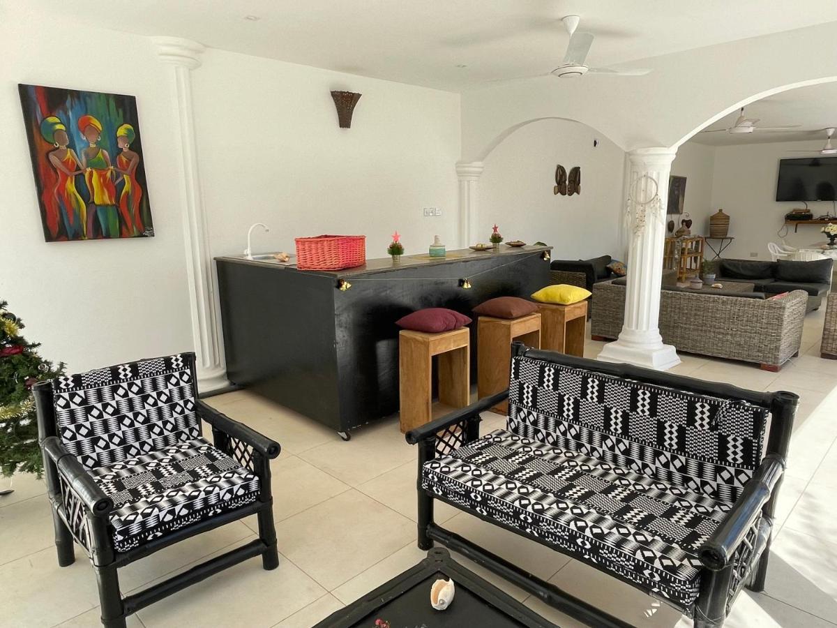 Dulaa Deema Residence Brufut Heights Tranquil 외부 사진